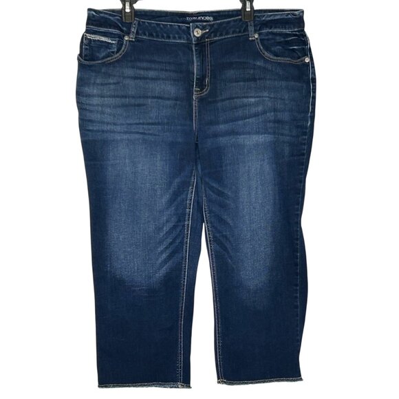 Maurices Women's High Rise Cropped Blue Jeans Plus size 18 - Picture 1 of 16